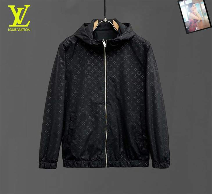 Picture of Louis Vuitton Jackets _SKULVM-3XL12yn9132473
